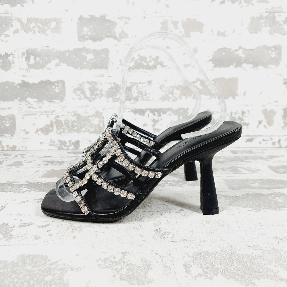 New Open Edit Daphne Crystals Diamons Black Sandal K247